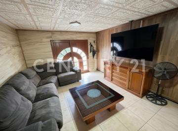 Casa · 203m² · 3 Recámaras · 1 Estacionamiento · Casa en Fraccionamiento El Laurel Coacalco