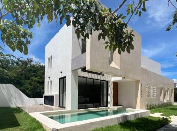 Casa en condominio de 3 habitaciones, Mérida · Casa Nueva en Venta en Paseo Country, Yucatán Country Club, 240 m² con Alberca