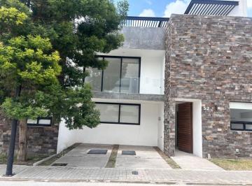 Casa de 3 habitaciones, Corregidora · Se Vende Casa en El Condado en Condominio Parques del Condado de 235 m, 3 Rec
