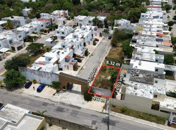 Terreno / Lote , Mérida · Terreno en Privada Dentro de La Ciudad en Chuburna de Hidalgo