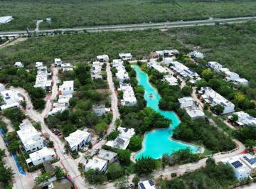 Terreno / Lote , Mérida · Terreno Frente Al Lago, en Altozano Yucatán