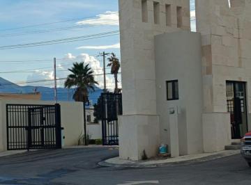 1 · Casa en Renta Recamara en Planta Baja en Montalia Residencial