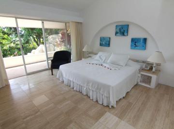 Casa en condominio en Venta de 5 habitaciones Fraccionamiento Las Brisas · Casa Residencial en Fracc. Las Brisas, Exclusivo, Seguridad, Privacidad Total. 5rec, 6bñs. Alberca.