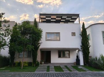 Casa en condominio de 3 habitaciones, Metepec · Casa Renta Condado del Valle