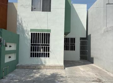 Casa · 75m² · 2 Recámaras · Casa en Venta Calle Lirios #438 Col. Villa Florida Sector B