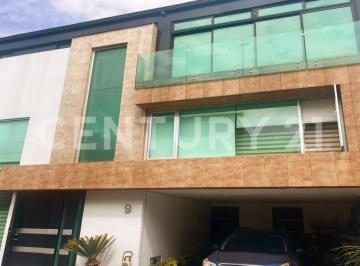 Casa · 289m² · 3 Recámaras · 2 Estacionamientos · Casa en Venta en Centro Urbano, Cuautitlán Izcalli, Edo. Méx