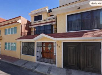 Casa de 4 habitaciones, Gustavo A. Madero · Casa en Venta en Calle 631, San Juan de Aragon IV Secc, Cdmx