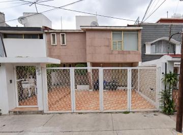 Casa de 3 habitaciones, Gustavo A. Madero · Casa en Venta en Gustavo A. Madero