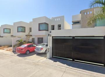 Casa de 3 habitaciones, La Paz · Venta de Casa en La Paz