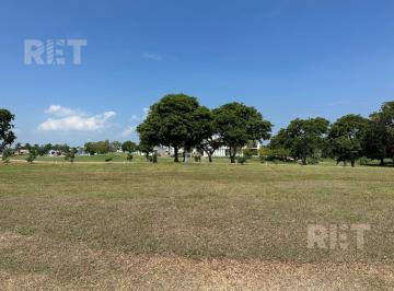 Terreno / Lote · 696m² · Terreno en Fraccionamiento Residencial Lagunas de Miralta