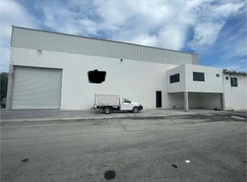 Bodega comercial · 1000m² · Bodega Industrial/ Comercial en Renta en Escobedo