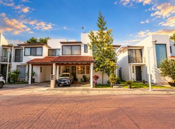 Casa de 4 habitaciones, Pachuca · ¡Wooooo Casa en Venta a 3 Min de Parque David Ben Gurion! 4 Recámaras 4 Baños