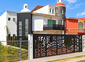 Casa de 4 habitaciones, Puerto Vallarta · Venta de Casa en La Colonia Fluvial Vallarta en Puerto Vallarta en Jalisco