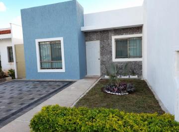 Casa de 2 habitaciones, Mérida · Casa en Renta Amueblada de Una Planta en Fracc. Las Américas