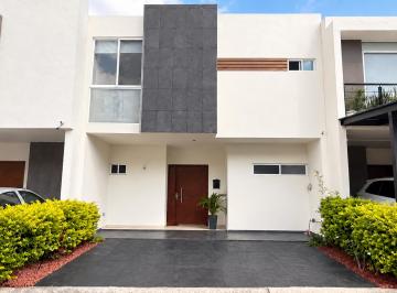 Casa de 3 habitaciones, Tlajomulco de Zúñiga · Casa Renta Zona Sur Bellaterra Fronda 3 Recamaras