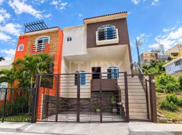 Casa · 162m² · 3 Recámaras · 2 Estacionamientos · Casa en Venta, Col, El Tapatio, Tlaquepaque, Jal