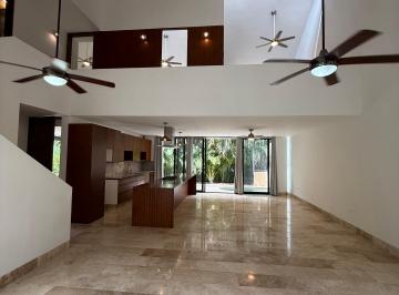 Casa de 2 habitaciones, Mérida · Renta Casa con Alberca, en Privada en Chuburna, Cerca del Tecnológico de Mérida