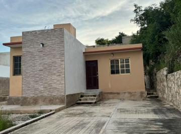 Casa de 2 habitaciones,  · ¡El Hogar Perfecto Para Ver Crecer a Tu Familia!