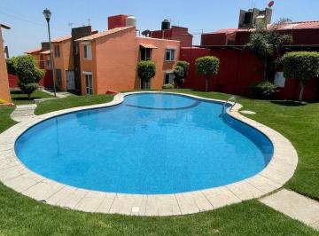 Casa de 1 habitación, Cuernavaca · Casa en Renta en Lomas de Ahuatlan, Cuernavaca, Morelos, Palapa, Jardin y Alberca Común.
