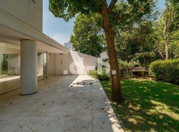 b3a49c80efe87d3d3a29e54c67ccc92685aeafd88d289e05cf0daf042efdcc06 · Renta Residencia con Jardín Privado y Amplios Espacios en Puerta de Hierro