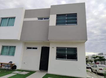 Casa de 3 habitaciones, Culiacán · Hermosa Residência en Renta en Privada, en Valle Alto