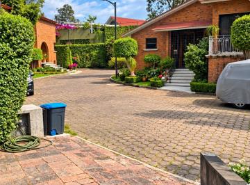 Casa · 450m² · 3 Recámaras · 4 Estacionamientos · Casa - Jardines del Pedregal