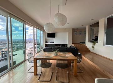 Casa de 5 habitaciones, Querétaro · Renta Residencia de Lujo Amueblada con Alberca y Espectacular Vista | Loma Dorada, Querétaro