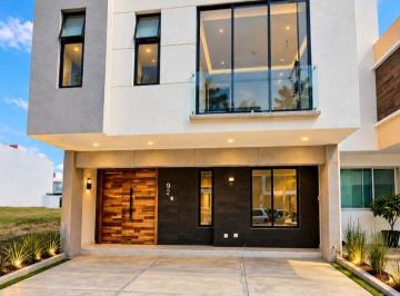 Casa de 3 habitaciones, Tlajomulco de Zúñiga · Casa de 152 m² con 3 Recámaras en Venta en Punto Sur
