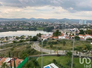 Departamento · 254m² · 3 Recámaras · 2 Estacionamientos · Departamento de Lujo en Renta Juriquilla