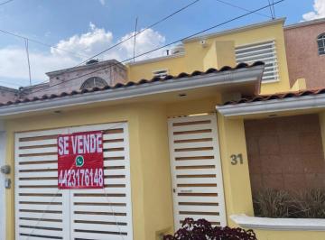 Casa de 3 habitaciones, Corregidora · Casa en Venta – Colonia Misión San Carlos