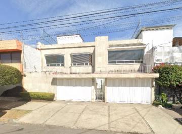 Casa de 4 habitaciones, Gustavo A. Madero · Casa de 298 m² con 4 Recámaras en Venta en Lindavista Norte