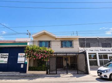 Casa de 4 habitaciones, Tlajomulco de Zúñiga · Casa en Venta con Gran Potencial Comercial