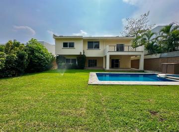 Casa · 800m² · 4 Recámaras · 4 Estacionamientos · Residencia Dentro de Exclusivo Real Las Quintas, 4 Habitaciones, Alberca y Jardin