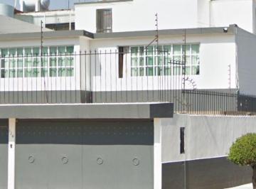 Casa de 4 habitaciones, Coyoacán · Casa de Remate en Paseos de Taxqueña, Cerca de Galerias Coapa