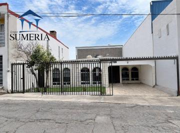 29a0724eb306b892dda7bb3f696f261864a88848119bd125649d64d1243a17a0 · Casa de Una Planta en Venta | por Las Americas