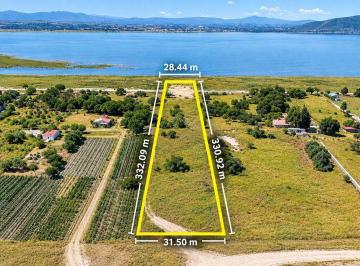 d16e333784da4bcf27397cda63beaecb45dd273ab05c401694d2b6b21713d2ba · Terreno en Venta a Orilla de La Laguna