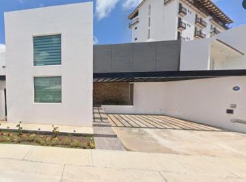 Casa de 3 habitaciones, Querétaro · Venta de Casa en Col Fraccionamiento Cumbres del Lago Calle Lago Ostion Queretaro
