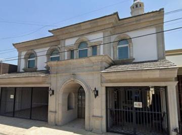 Casa en Venta de 5 habitaciones El Roble · Venta de Casa en El Roble San Nicolas de La Garza, Nuevo Leon