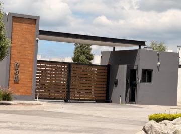1 · Casa en Venta en Fraccionamiento Aurea - Privada Bari