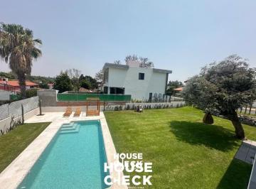 Casa de 5 habitaciones, Atlatlahucan · Casa con Amplio Terreno - Excelente Ubicación - Oportunidad
