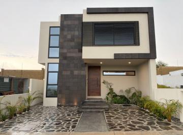 Casa de 4 habitaciones, El Marqués · Casa California - Mayorazgo Residencial