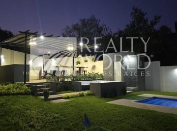 Casa · 300m² · 2 Recámaras · - Cv Casa en Venta Santiago, N. L.