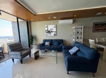 Departamento de 2 habitaciones, Alvarado · Departamento con Vista Al Mar Cerca de Plaza El Dorado
