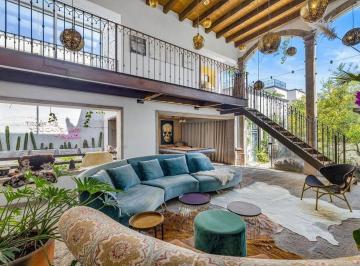 089544aa80d83f165bbd7273d6fcd1de17a7525115bd1cd0d9ac6206f397434e · Casa en Venta en San Miguel de Allende, Cerca del Centro, Rooftoop con Jacuzzi