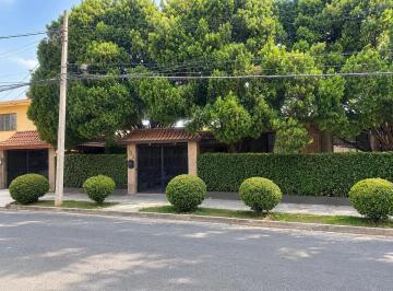 1 · Amplia Casa en Venta en Col. Roma, Mty.