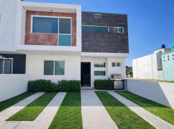 fachada · Casa en Campestre Bugambilia San Juan