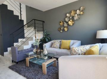 Casa en condominio de 3 habitaciones, El Marqués · Casa en Venta en El Mirador