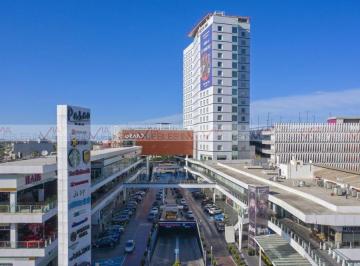 Local comercial · 28m² · 1 Recámara · 40 Estacionamientos · Local Comercial en Renta en Monterrey