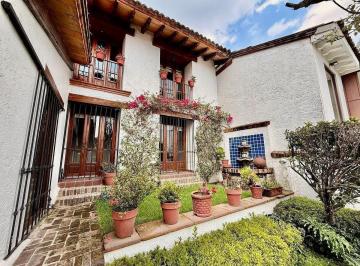 Casa en condominio · 238m² · 4 Recámaras · 2 Estacionamientos · Venta de Casa en Condominio en Tetelpan, Álvaro Obregón
