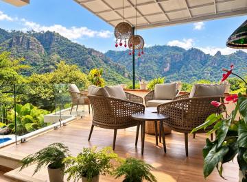 Casa · 366m² · 5 Recámaras · 2 Estacionamientos · Casa - Rancho o Rancheria Amatlán de Quetzalcoatl